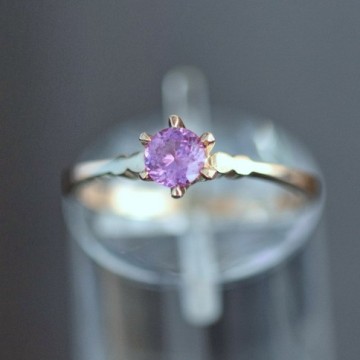 PINK SAPPHIRE GOLD RING